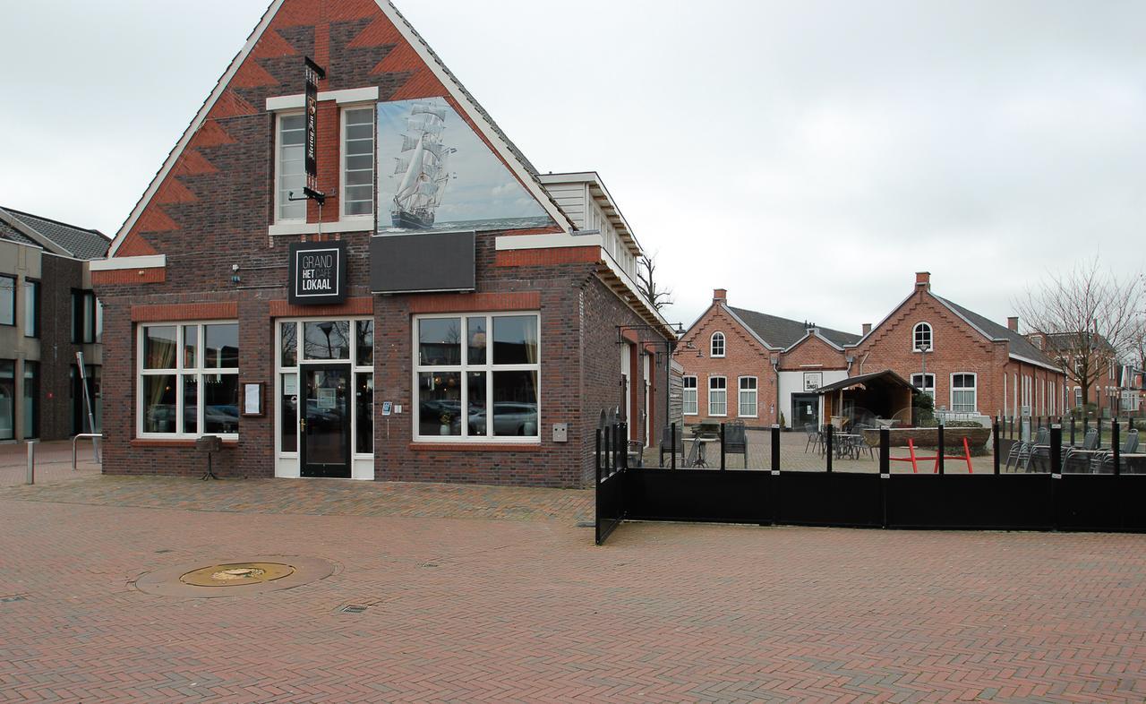 Hotel Aan De Singel Делфзейл Екстериор снимка